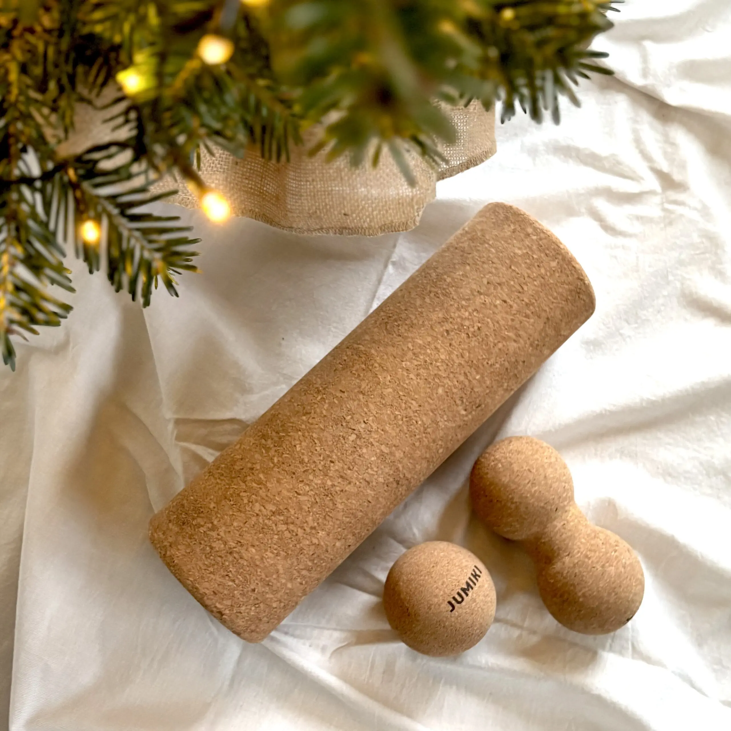 IMG_2760 Zestaw do ćwiczeń i masażu JUMIKI MOBILITY - roller M 10×30 cm, piłka S 6 cm i podwójna piłka M - obrazek 1