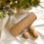 Zestaw do ćwiczeń i masażu JUMIKI MOBILITY - roller M 10×30 cm, piłka S 6 cm i podwójna piłka M - obrazek 6